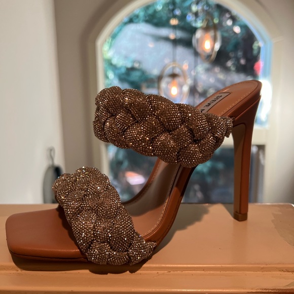 Fabulous Sparkly Heels!! - Picture 3 of 15